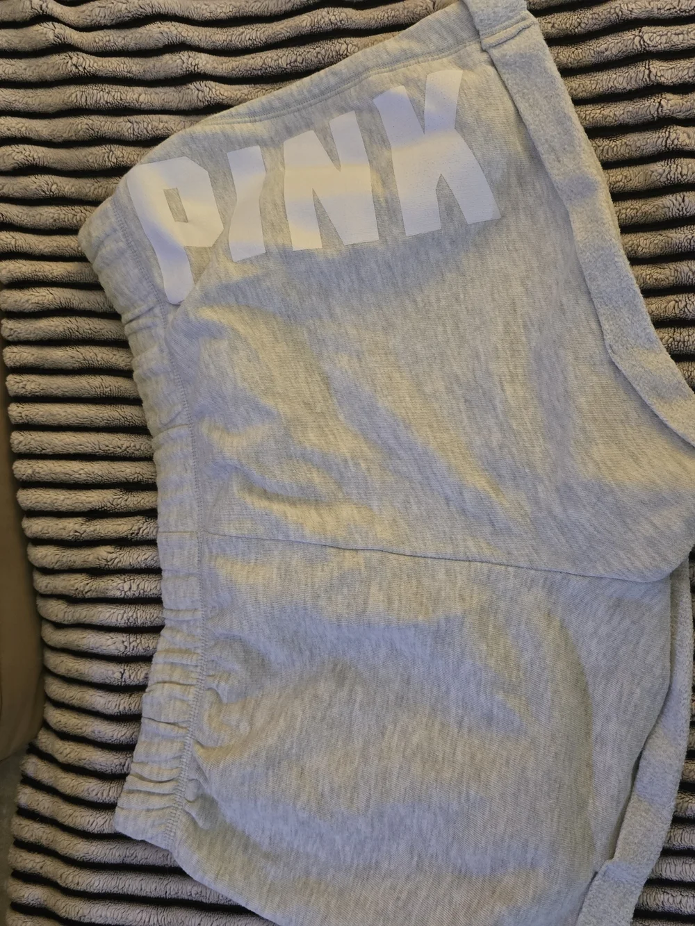 PINK VS (Set Of 2) Logo Lounge Shorts In Light Gray & Black